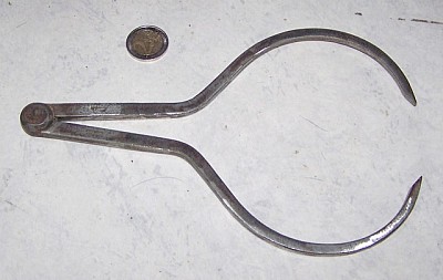 compas à branches courbes.jpg