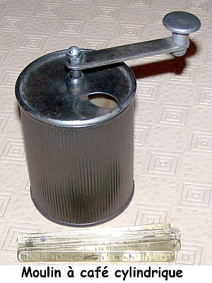Moulin à café cylindrique.jpg