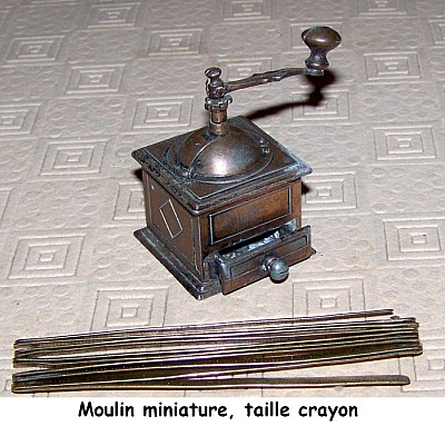 Moulin miniature, taille crayon.jpg