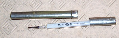 thermomètres à mercure et étuis (3).jpg